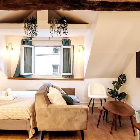 Spacious Studio In Paris Hyper Center - Smart Tv & Wifi - 4P Екстериор снимка